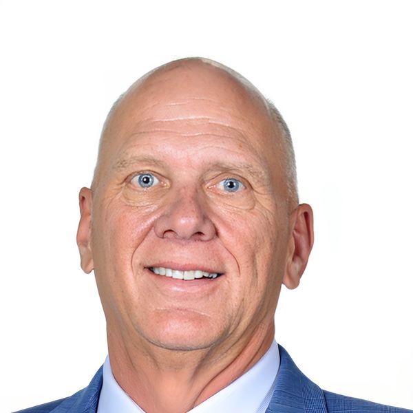 Brad Wennerstrom, Associate